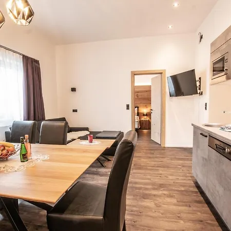 Apartklusiv *